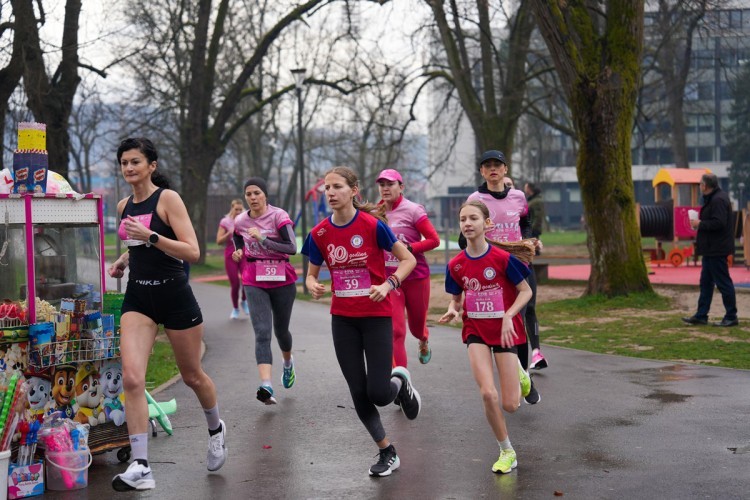 Prva ženska trka u Banjaluci, učesnice pozdravio i Stanivuković