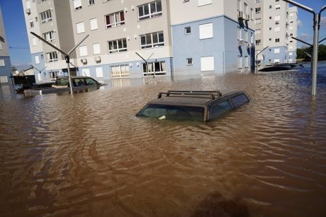 Raste broj žrtava poplava u Brazilu: Nastradalo 113 osoba, 146 se vode kao nestale