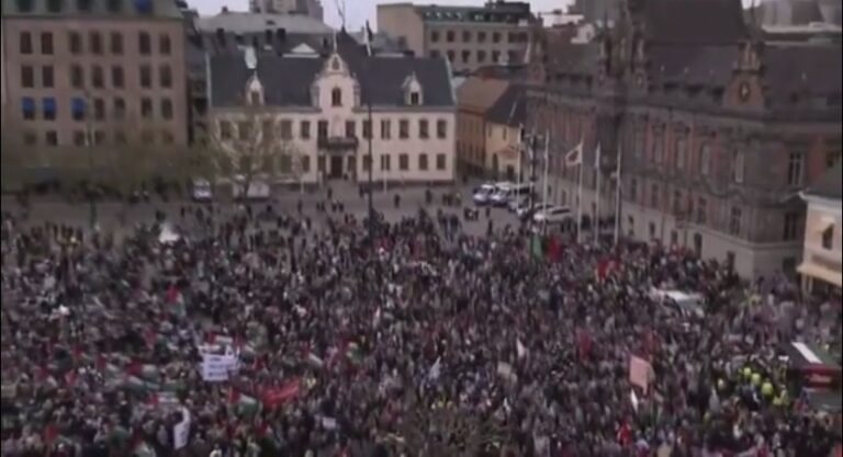 Malme u haosu, policija na nogama: Evrovizija u drugom planu, demonstranti uzvikuju „sloboda Palestini“ FOTO