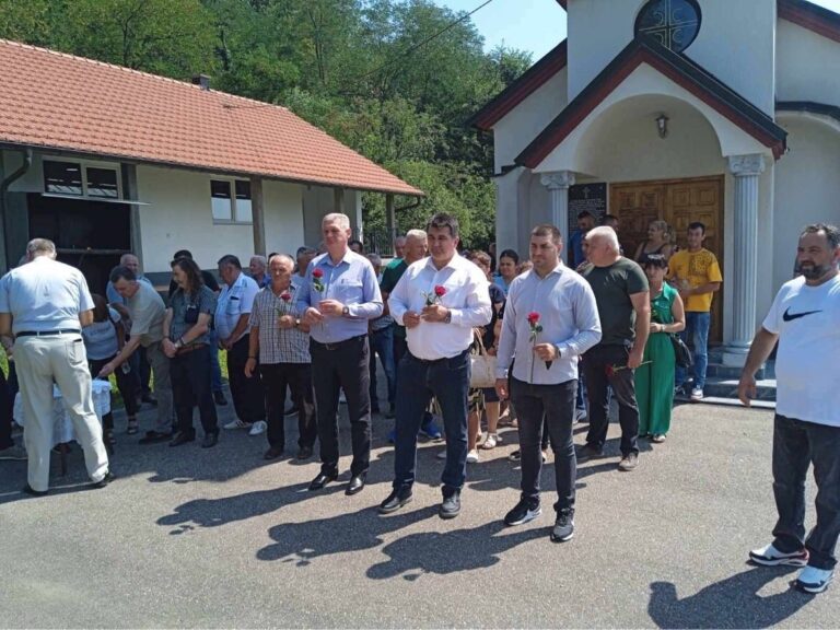 Slava hrama u Bobetinom Brdu i parastosi poginulim borcima na Majevici