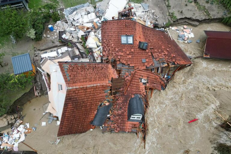 Poplave i klizišta u Sloveniji, šteta ogromna