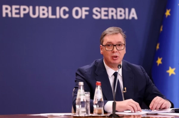 Vučić se danas sastaje sa Lajčakom