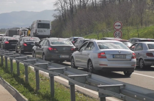 Nastao je haos: Potpuni kolaps, kilometarske kolone