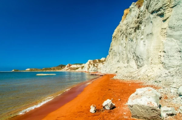 Velika nezgoda na plaži u Grčkoj, opasnost „vreba“ sve turiste