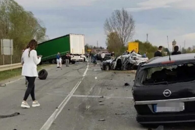 Teška nesreća na granici kod Stare Gradiške: Kamion naletio na kolonu vozila, ima povrijeđenih