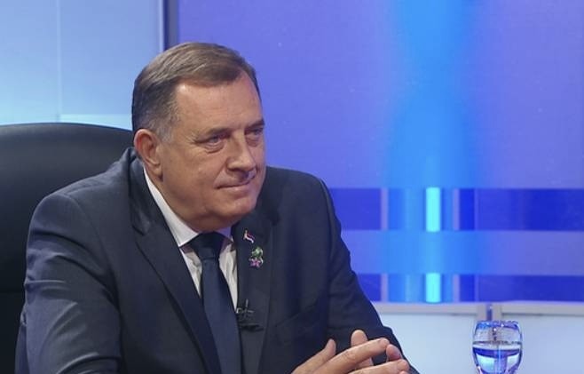 Dodik poručio Ambasadi SAD: „Ako smo uvijek na ivici bankrota, onda smo prvaci u prevazilaženju problema“