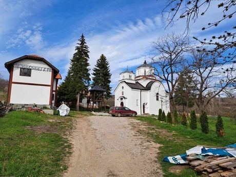 Ovo su detalji drame kod Niša: Devojčice se vraćale sa folklora, a onda je pas skočio na njih