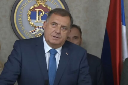 Dodik poručuje „Nisu uspjeli da imaju ni natpolovičnu većinu, ovo je propala rezolucija