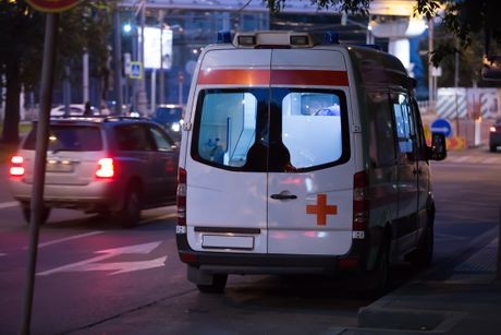 Djevojka (18) poginula u sudaru auta i autobusa, povrijeđeno šest osoba: Teška nesreća kod Banjskog Polja