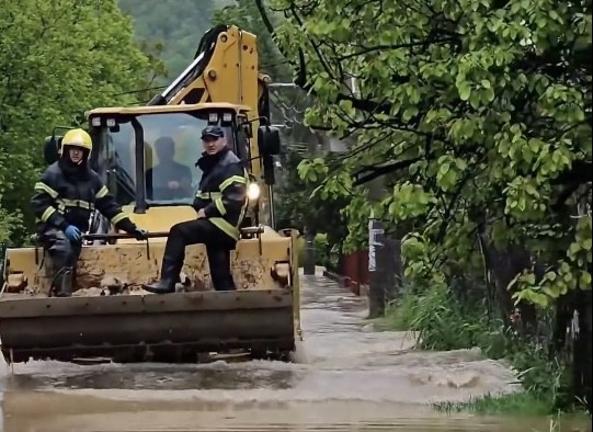 Ponovo poplave u Srbiji, stradao Svrljig: Proglašena vandredna situacija, evakuiše se stoka