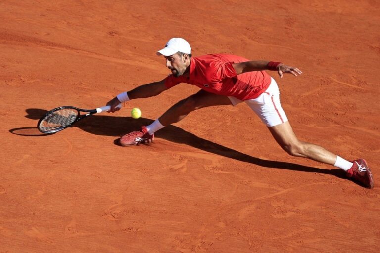 Teško, stresno ali pobjeda: Novak preko De Minora u polufinalu Monte Karla