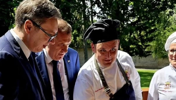 Vučić ugostio Srbe iz Republike Srpske i celog regiona: „Po ovoj vrućini najbolje je prase iz furune“ FOTO