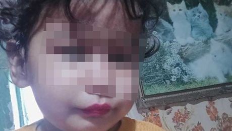 Devojčica (2) nađena mrtva blizu kuće, mama Kristina otkrila na koga sumnja: Ubica pokušao da sakrije tragove?