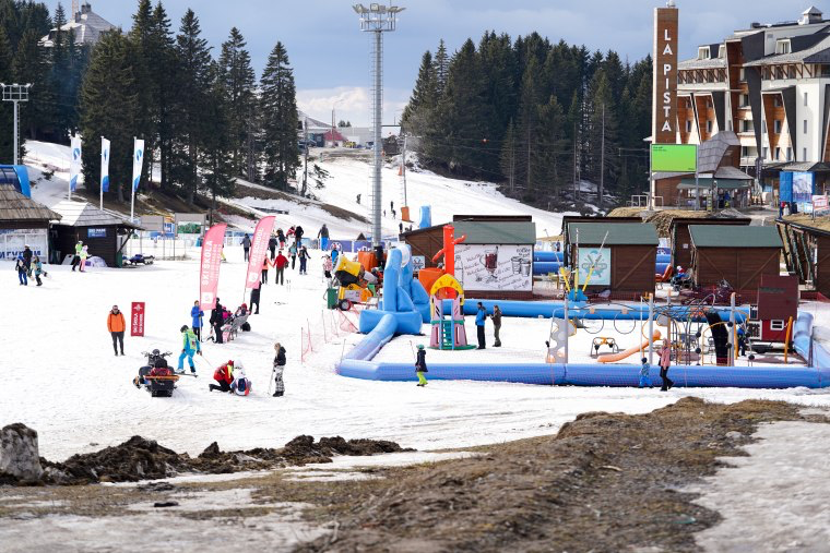 Najposjećeniji ski-centar u Srbiji zbog visokih cijena prazan: Nikad manje turista  na Kopaoniku