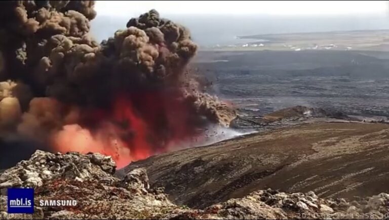 Proglašeno vanredno stanje: Lava kulja u nebesa; Hitna evakuacija u toku