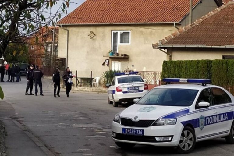 Filmska potjera u Kragujevcu: Muškarac sa drogom bežao kroz grad: Na terenu jake policijske snage, građani se u panici razbežali