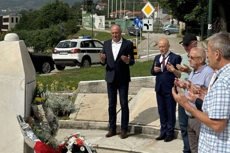 Ministar Helez najavio dolazak četiri borbena vozila iz Turske u Zenicu