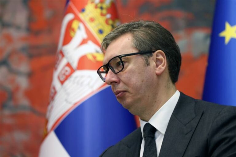 Financial Times: Srbija šalje municiju Ukrajini, Vučić potvrdio i objasnio situaciju