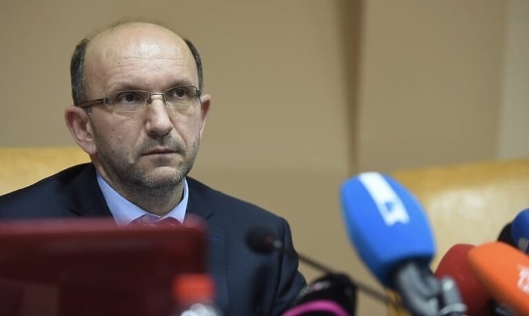 Šerif Isović više nije direktor Porezne uprave FBiH, razriješen je dužnosti