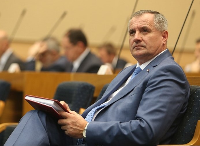 Višković: „Pa smjenjen je direktor IRB-a…“