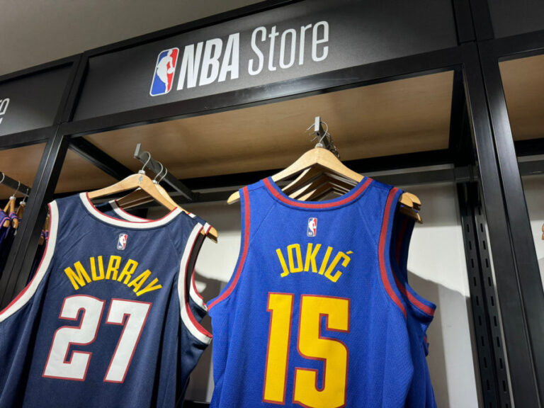 Jokićev dres konačno u NBA prodavnici