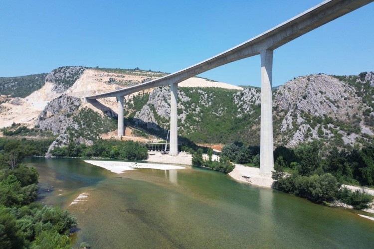 Puštanje u saobraćaj mosta „Hercegovina“ 4.septembra