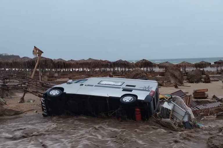 Rumuniju pogodio razoran ciklon, stanovnici kažu: „Biblijske poplave“