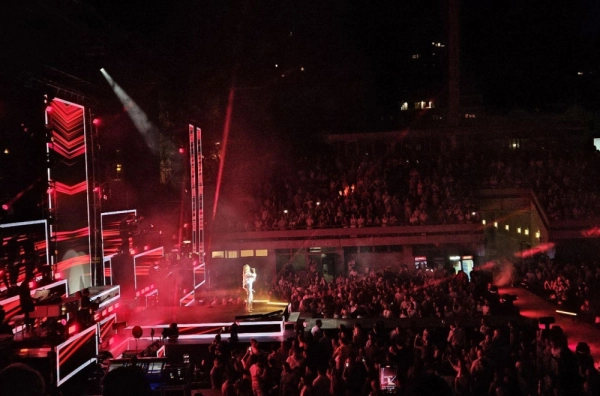 Emocije na Tašu: Brena odala počast Bori Čorbi, cijeli stadion pjevao veliki hit