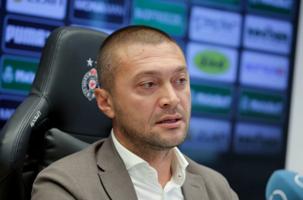 Iliev osuo paljbu po strancima: „Inferiorni amateri – to je poniženje za Partizan“