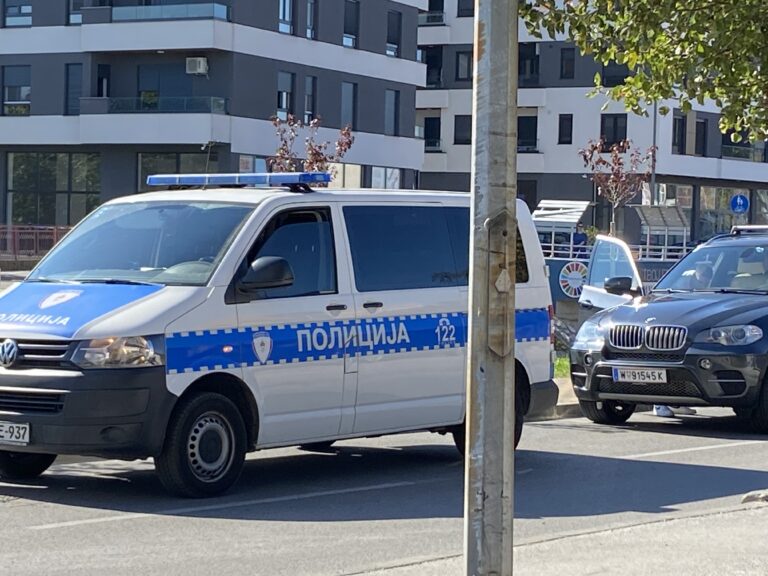 Ženu udario auto u Bijeljini, hitno prevezena u bolnicu