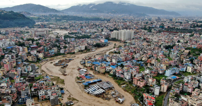 Poplave u Nepalu, najmanje 200 mrtvih