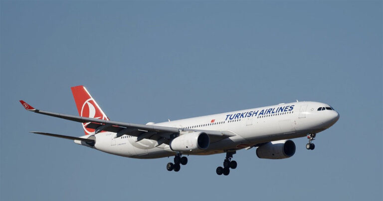 Drama na letu za Istanbul, pilot preminuo