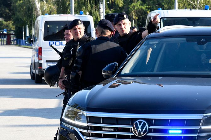 Zagreb pod opsadom policije: Povrijeđen policajac