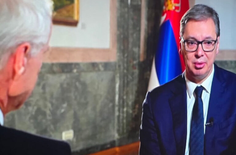 Vučić u intervjuu na BBC-u: „Ne sjedim na dvije stolice. Sjedim samo na jednoj – srpskoj stolici“