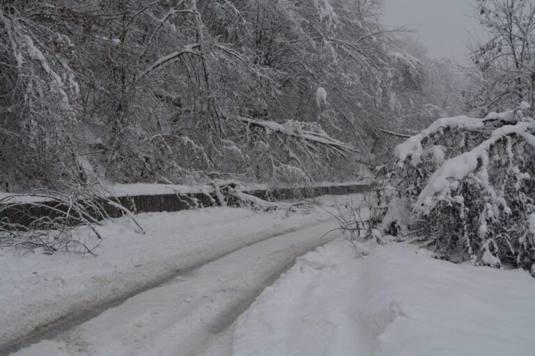 U naredna dva dana jak vjetar, susnježica i snijeg