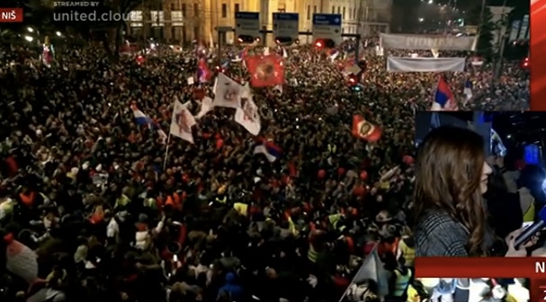 Srbija je večeras u Nišu: Nevjerovatan doček za studenate u Carskom gradu, kompletna euforija, vatromet i „pumpaj“