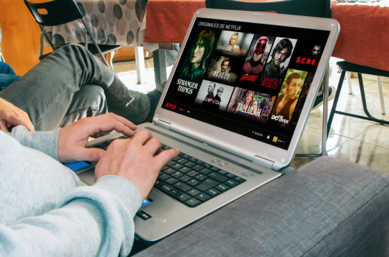 Autor najpopularnje serije na Netfliksu otkrio da li je snimljena po istinitom događaju VIDEO