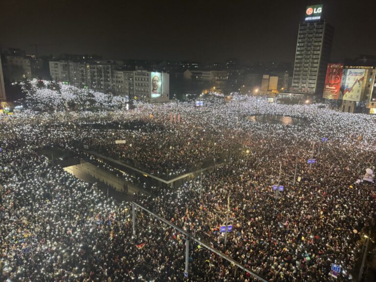 Koliko je ljudi bilo na protestu u Beogradu? Prve procjene kažu – 500.000