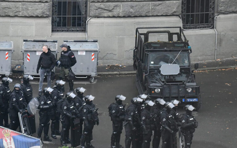 Pljušte optužbe opozicije da je prije protesta u Beogradu 15.marta testiran sistem LRAD (zvučni top)