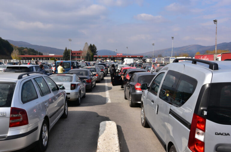 Spremite se: Počinju praznične gužve na putevima