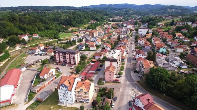 Lopare: Odluka o radnom vremenu za predstojeće praznike