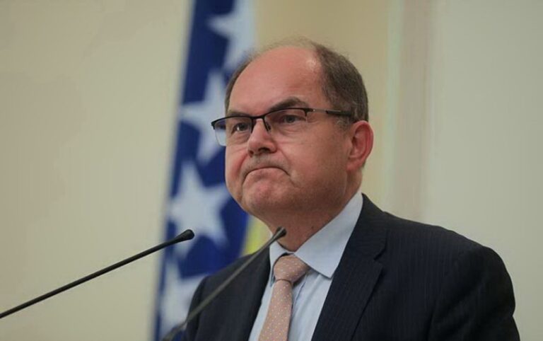 SDS-ovi načelnici poštovaće odluku Šmita, SNSD-ovi još čekaju stav vrha partije