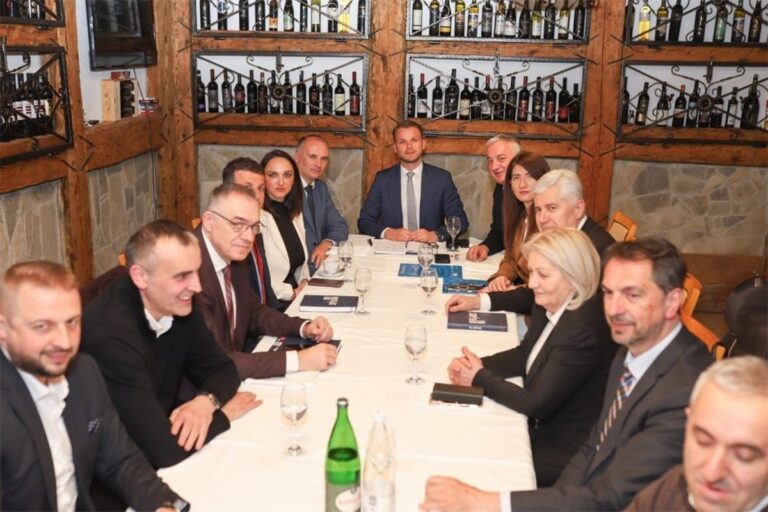 Dragan Čović: Sjedili smo sa opozicijom Srpske, sa njima ne ide