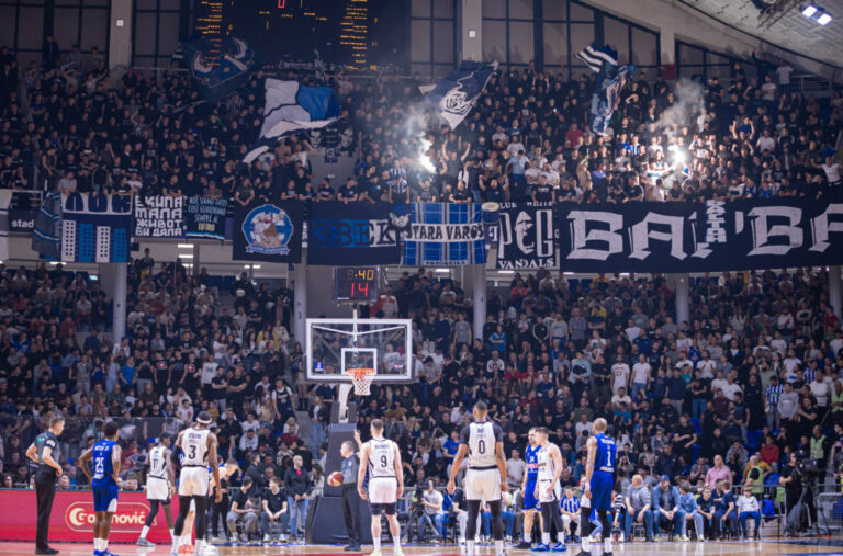 Navijači Budućnosti prozvali Partizan: "Isti su kao i Zvezda"