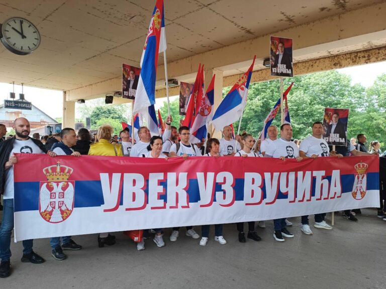 SNS takođe najavio svoj skup u Beogradu na Vidovdan: Građani ne treba…