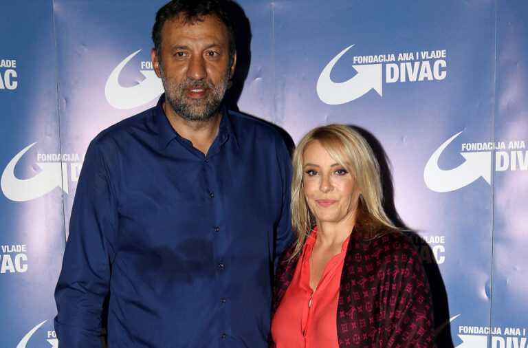 Ana Divac objavom o svom braku usijala mreže: „Kako bi ti ‘udovica’ dobro stajalo“