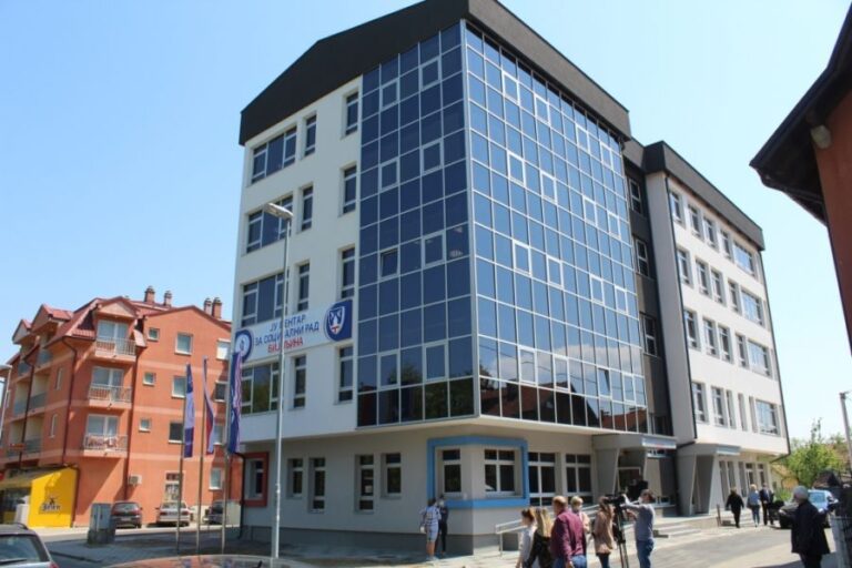 Centar za socijalni rad Bijeljina: Štrajk radnika se nastavlja – dio zahtjeva ispunjen, ali ostaje zabrinutost zbog dugovanja i neredovnog izmirenja obaveza