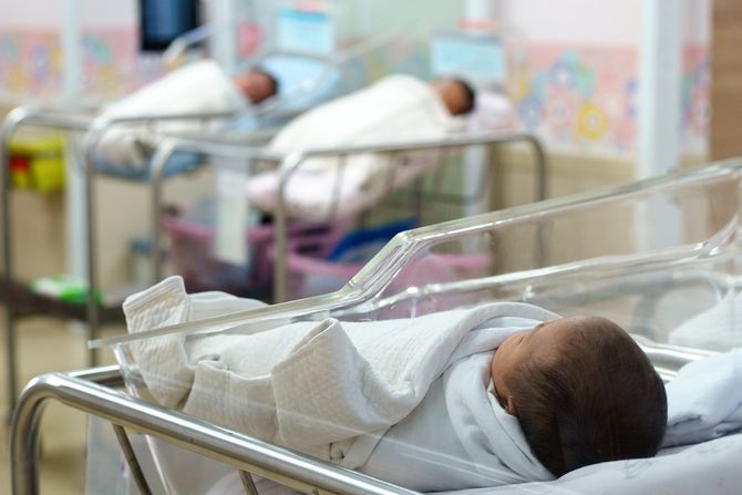 Demografska kataklizma, za deceniju bilježimo minus od 70 hiljada ljudi: Juče rođeno tek 7 beba u Srpskoj