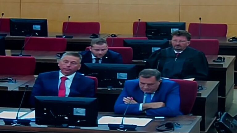 Završeno ročište: Dodikova odbrana traži oslobađajući presudu, Tužilaštvo veću kaznu