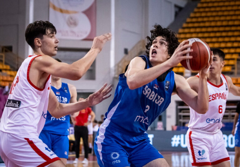 Srbija u polufinalu Evrobasketa – pala je Španija!